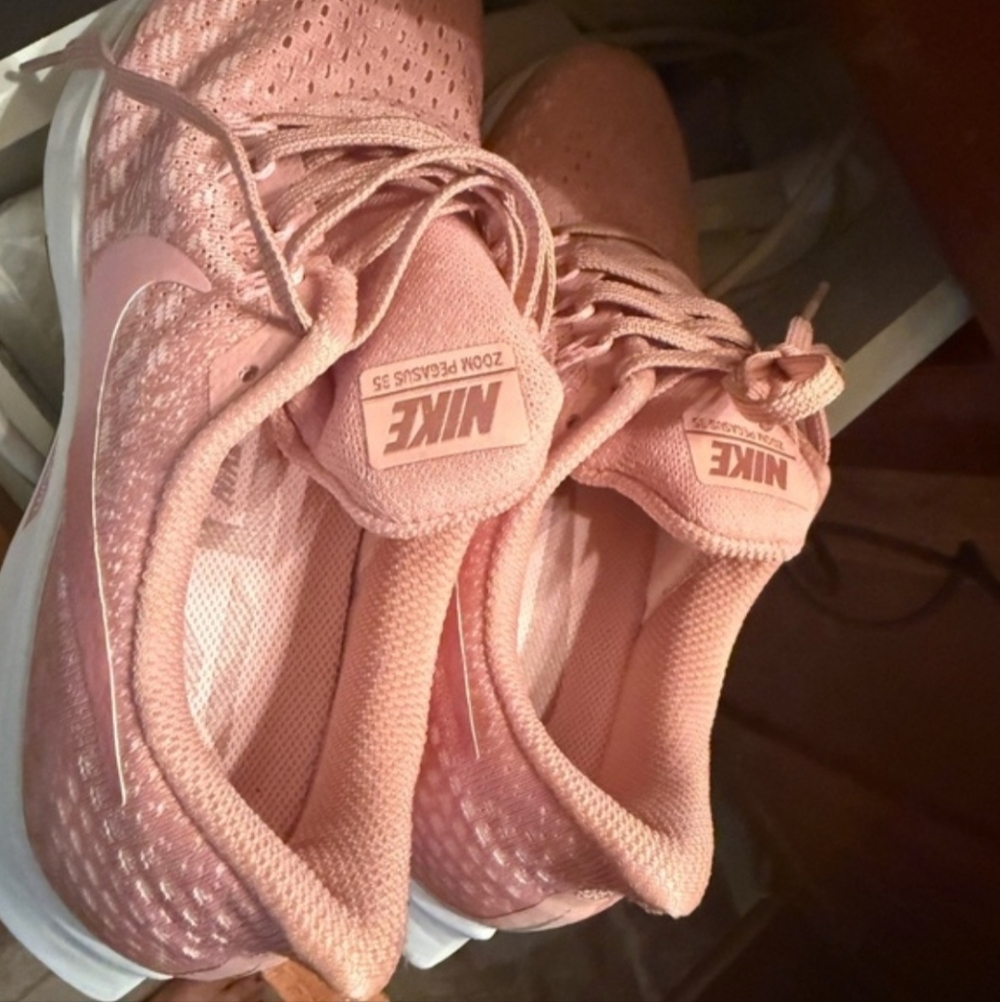 Nike Zoom Pegasus 35 - Picture 2 of 4